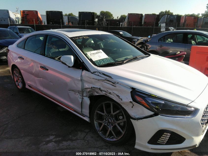 2018 HYUNDAI SONATA LIMITED - 5NPE34AB6JH693388