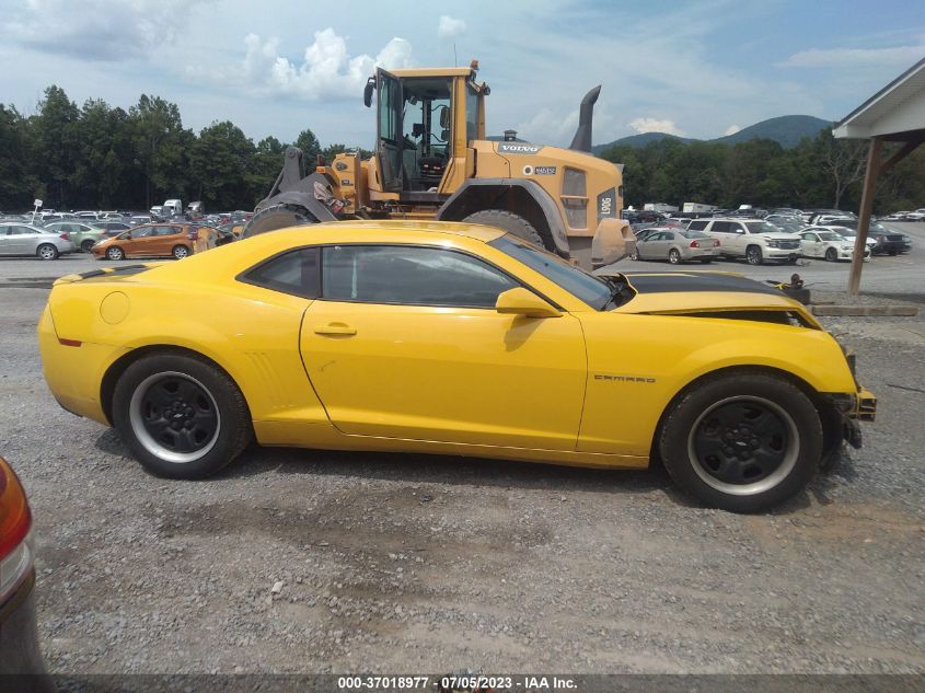 2013 CHEVROLET CAMARO LS - 2G1FA1E31D9166807