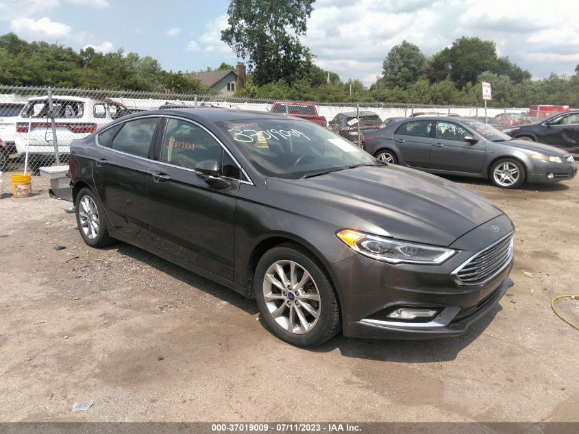 2017 FORD FUSION SE - 3FA6P0HD3HR119384