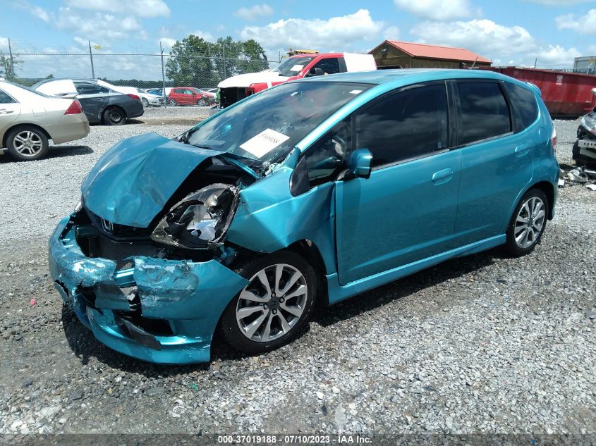 2013 HONDA FIT SPORT - JHMGE8H51DC058572