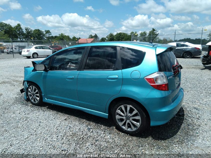 2013 HONDA FIT SPORT - JHMGE8H51DC058572
