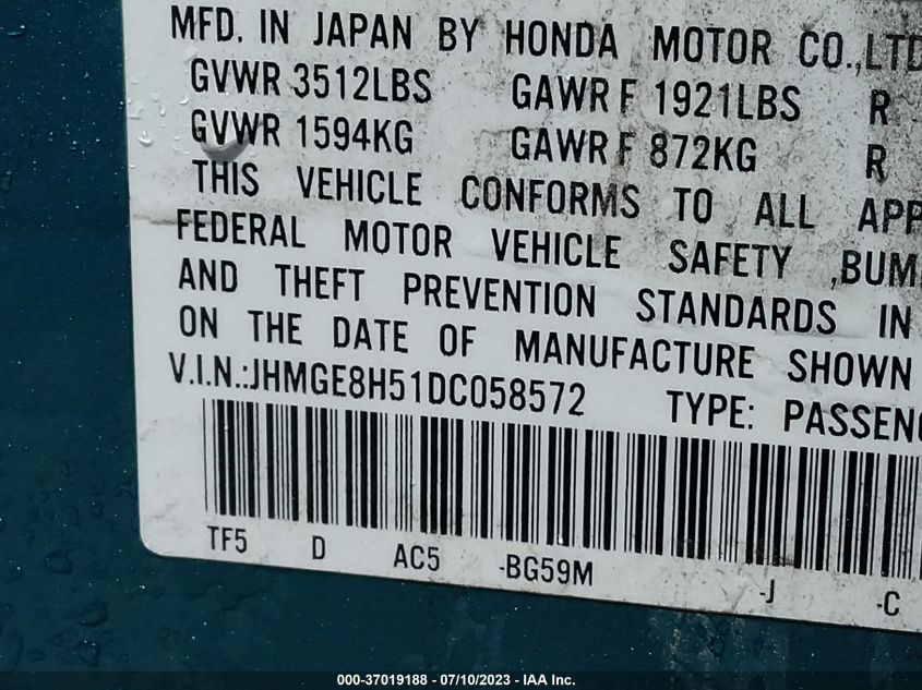 2013 HONDA FIT SPORT - JHMGE8H51DC058572