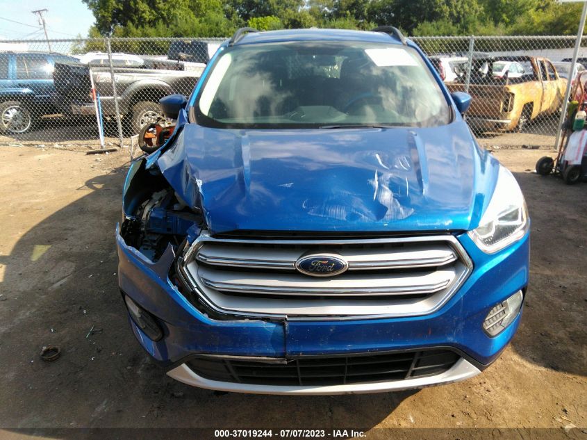 2018 FORD ESCAPE SEL - 1FMCU0HD1JUD15890