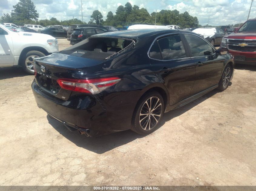 VIN 4T1B11HKXJU539524 2018 TOYOTA CAMRY no.4