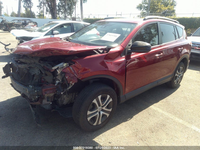 VIN JTMZFREVXJD112281 2018 TOYOTA RAV4 LE
