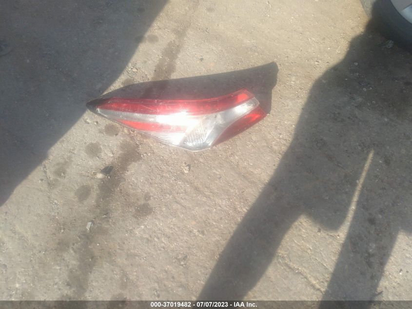 2019 TOYOTA CAMRY L/LE/XLE/SE/XSE - 4T1B11HK4KU233310