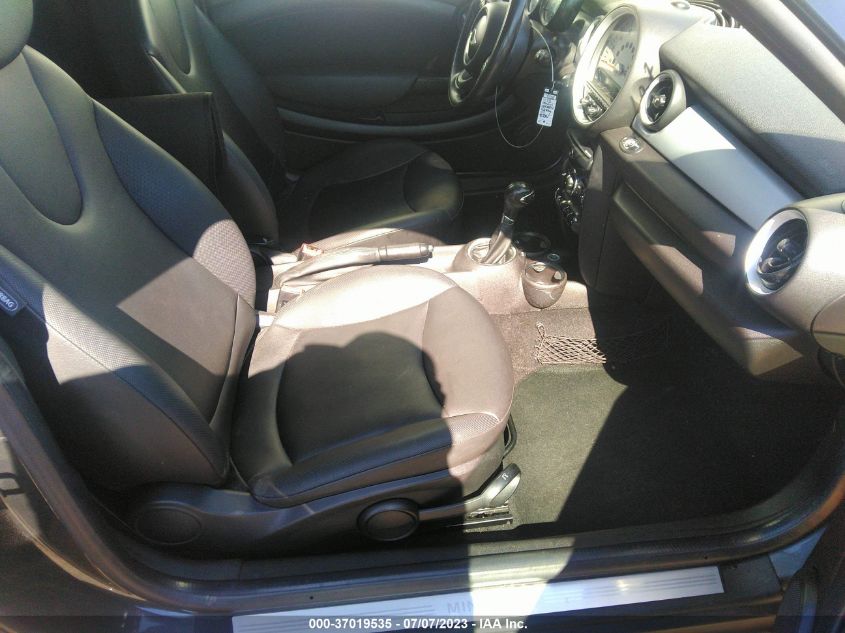 2013 MINI COOPER ROADSTER - WMWSY1C51DT625412