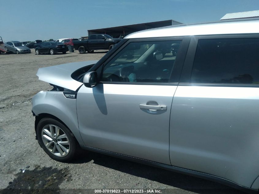 2017 KIA SOUL + - KNDJP3A53H7423847