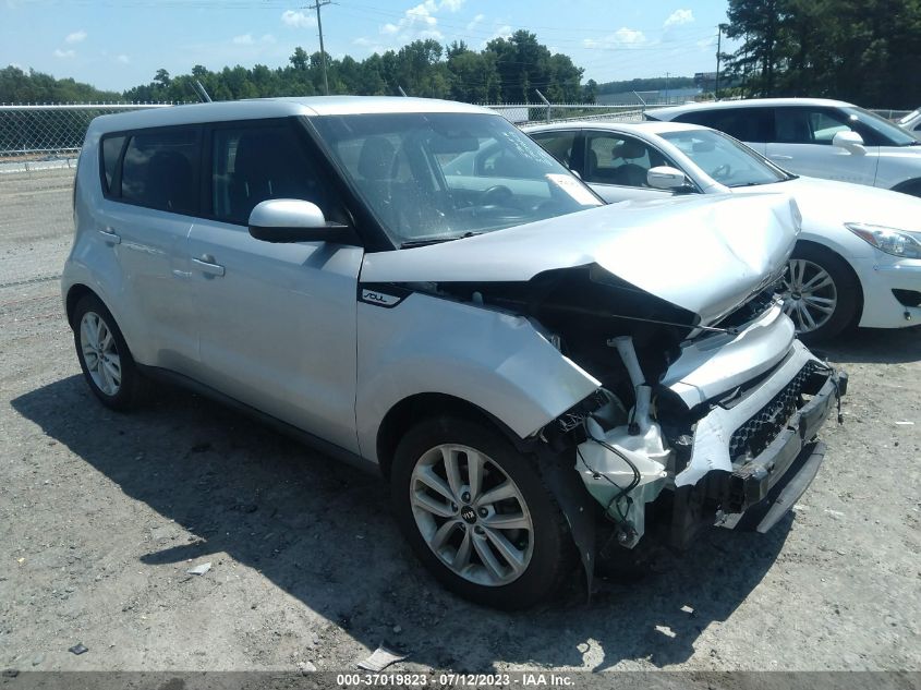 2017 KIA SOUL + - KNDJP3A53H7423847