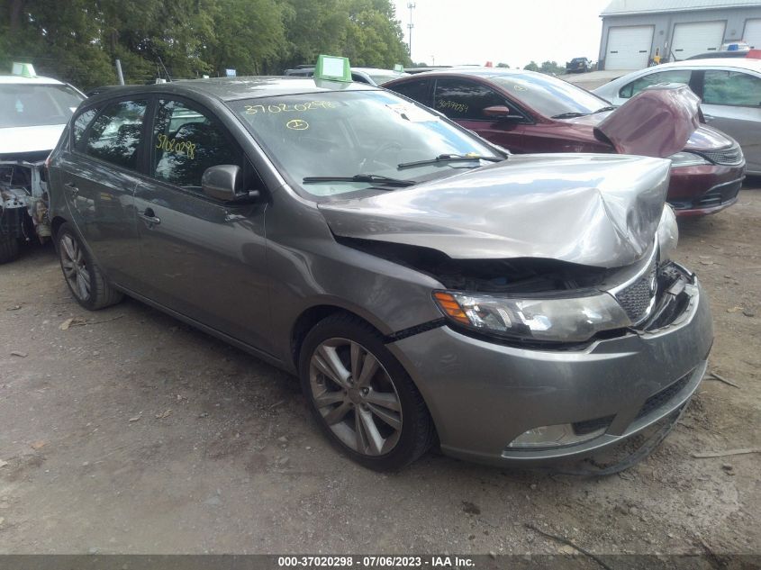2013 KIA FORTE 5-DOOR SX - KNAFW5A33D5668024