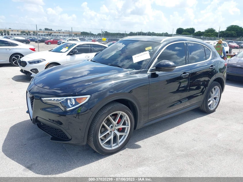 VIN ZASPAKBNXK7C50346 2019 ALFA ROMEO STELVIO TI