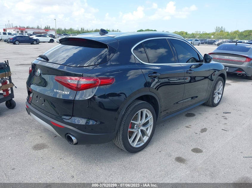 VIN ZASPAKBNXK7C50346 2019 ALFA ROMEO STELVIO TI