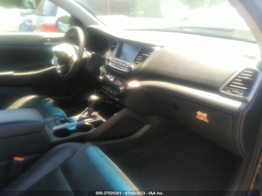 2016 HYUNDAI TUCSON LIMITED/SPORT AND ECO/SE - KM8J33A29GU045532