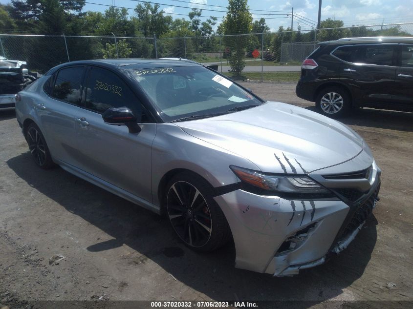 2018 TOYOTA CAMRY XSE - 4T1B61HKXJU011385