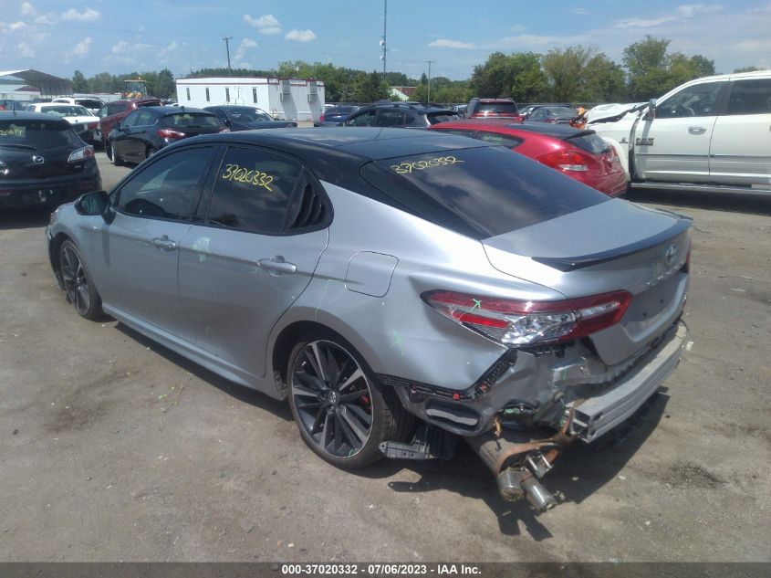 2018 TOYOTA CAMRY XSE - 4T1B61HKXJU011385