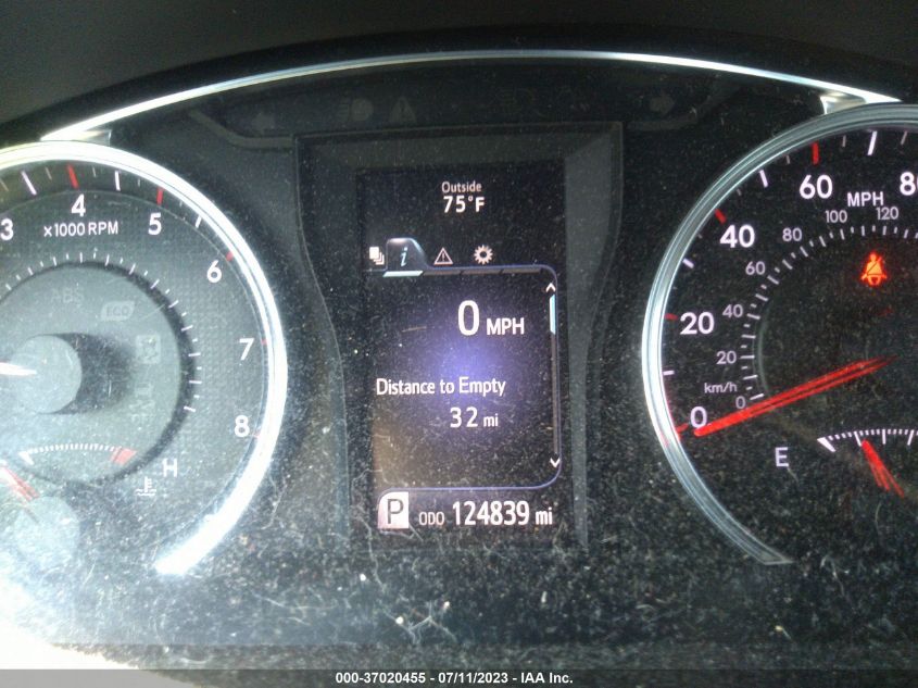 2016 TOYOTA CAMRY XLE/SE/LE/XSE - 4T1BF1FK2GU197774