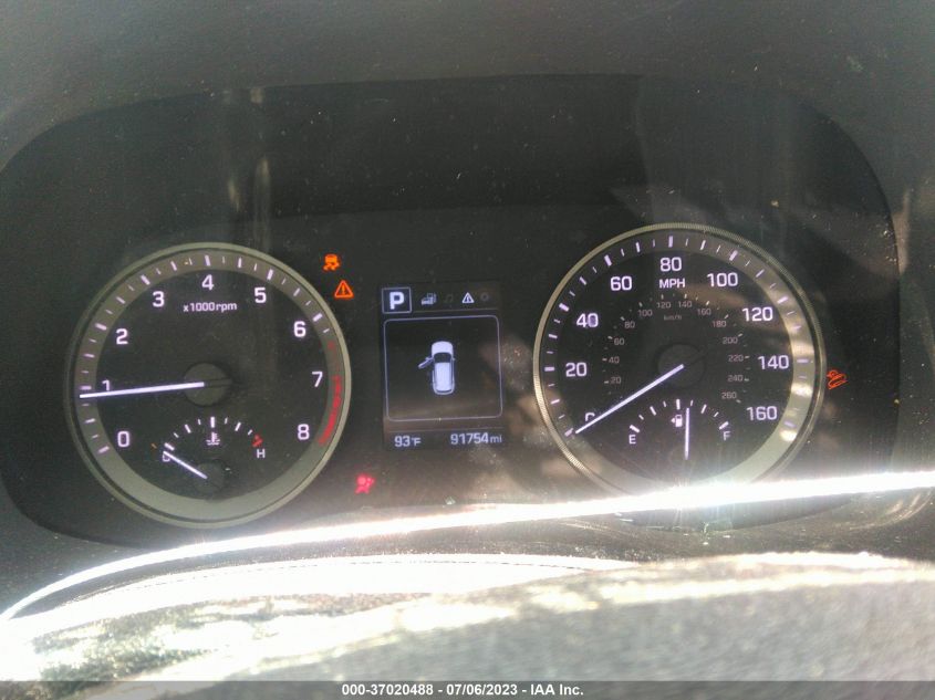 2017 HYUNDAI TUCSON LIMITED/SPORT AND ECO/SE - KM8J33A40HU251762