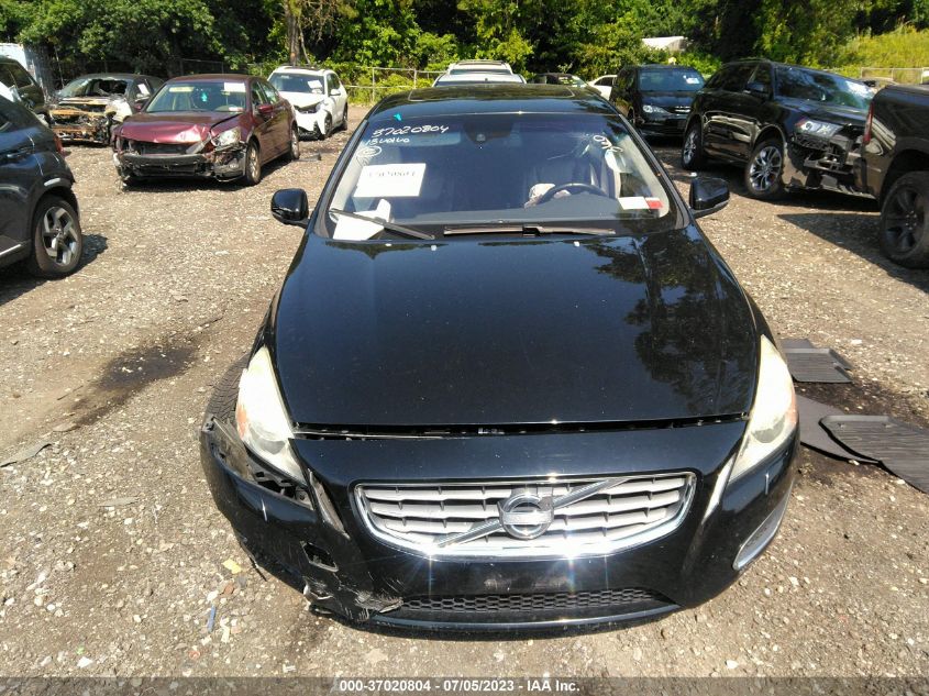 2013 VOLVO S60 T5 - YV1612FHXD2174940