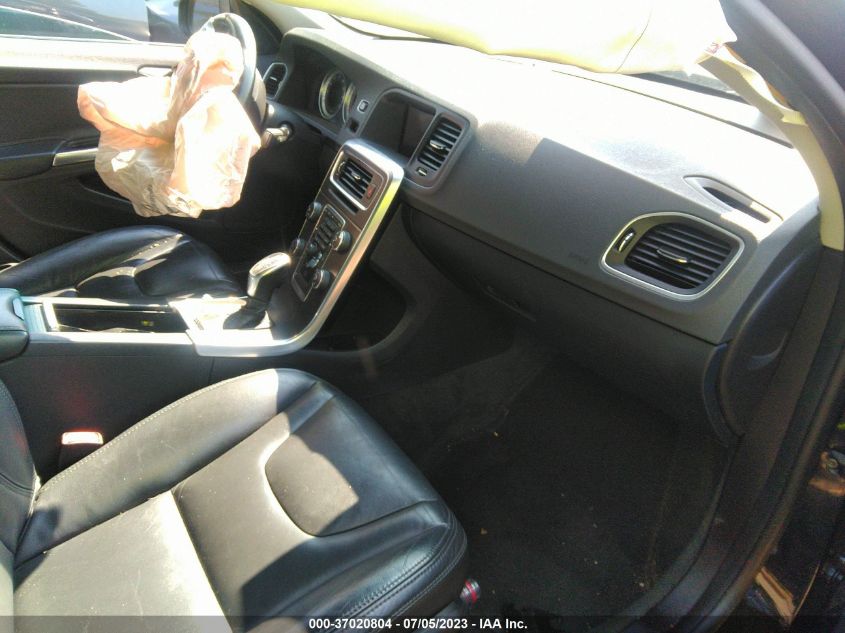 2013 VOLVO S60 T5 - YV1612FHXD2174940