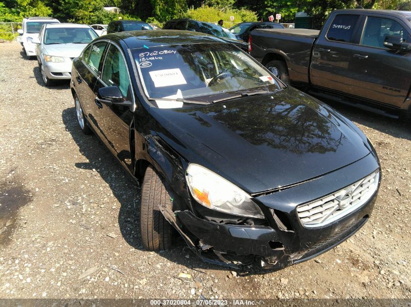 2013 VOLVO S60 T5 - YV1612FHXD2174940