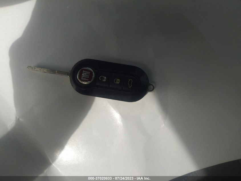 2014 FIAT 500L EASY - ZFBCFABH9EZ022380