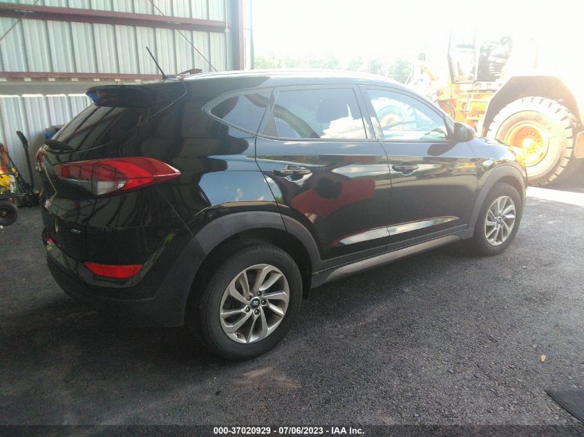 2016 HYUNDAI TUCSON SE - KM8J3CA45GU116565