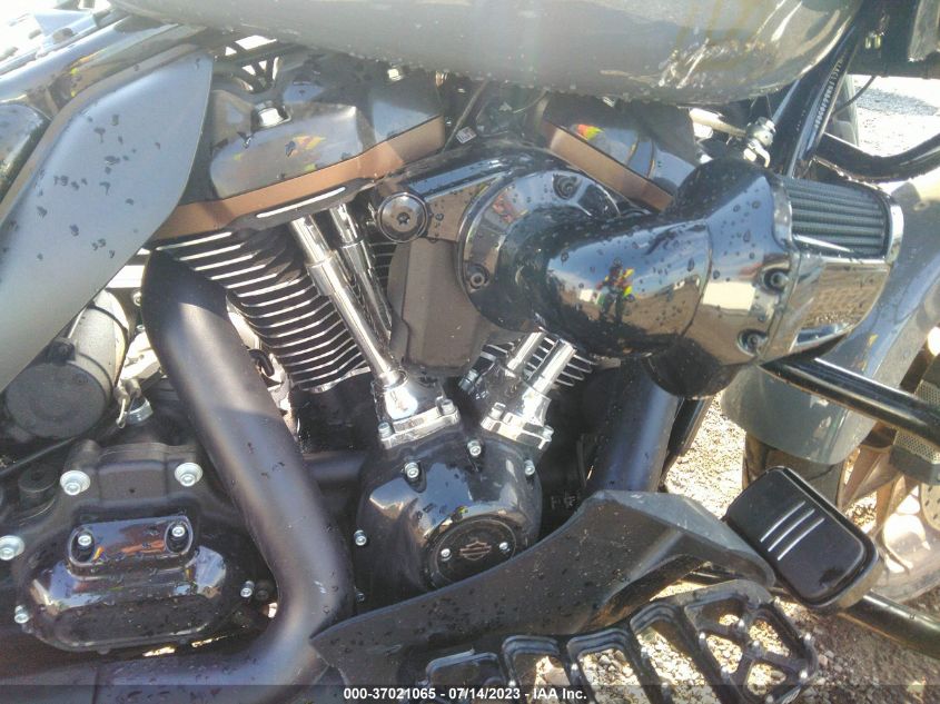 2022 HARLEY-DAVIDSON FLTRXST 1HD1ACL19NB670308