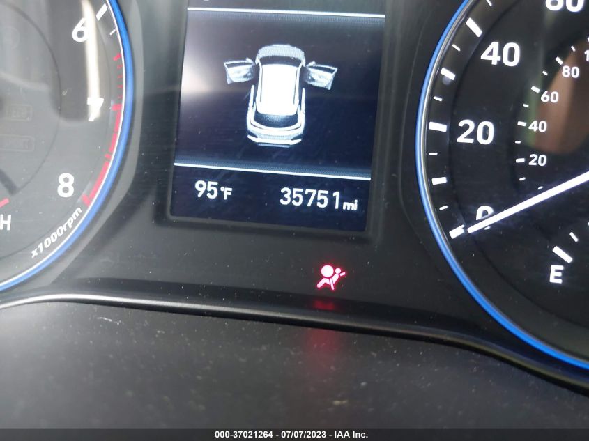 2019 HYUNDAI KONA SE - KM8K12AA9KU271364