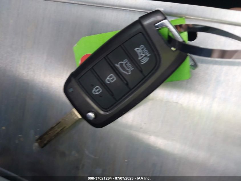 2019 HYUNDAI KONA SE - KM8K12AA9KU271364