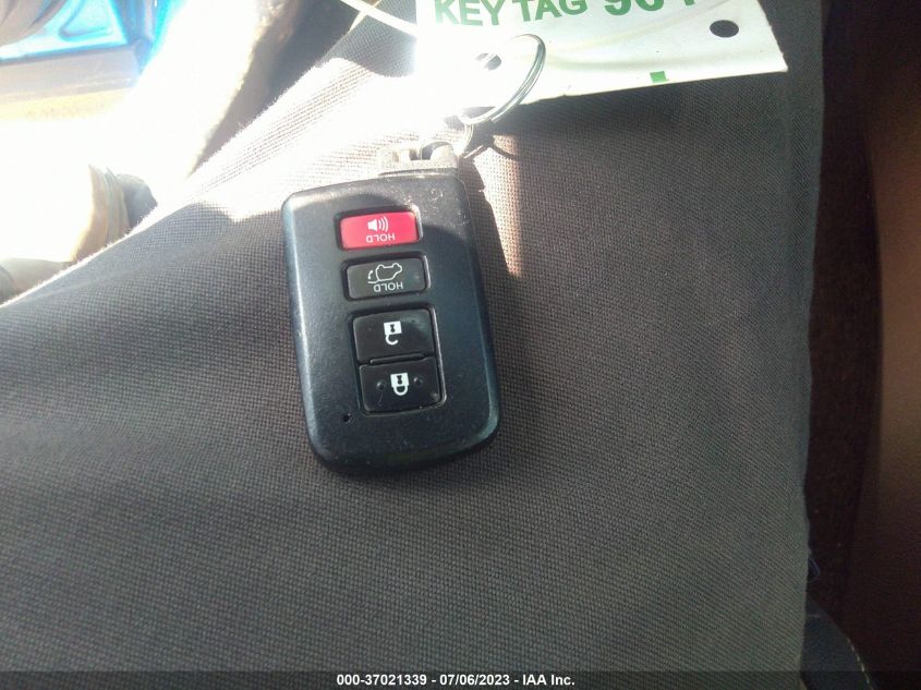 2017 TOYOTA RAV4 LIMITED/PLATINUM - 2T3YFREVXHW318886