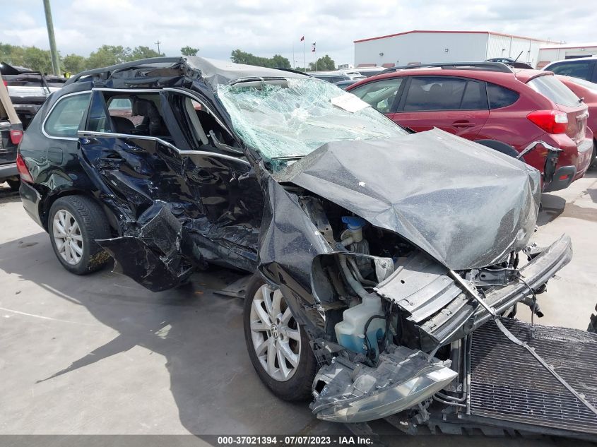 2013 VOLKSWAGEN JETTA SPORTWAGEN SE - 3VWPP7AJ4DM641954