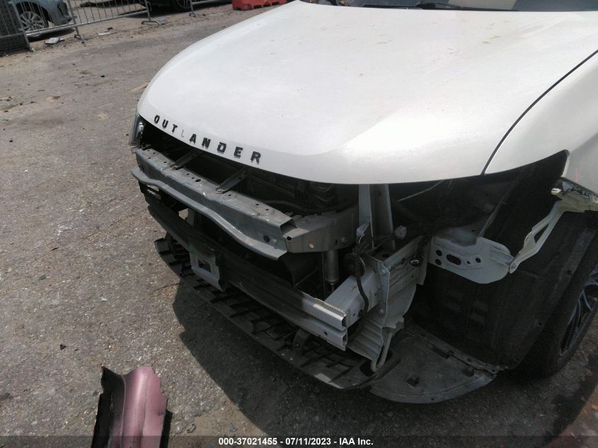 2015 MITSUBISHI OUTLANDER SE - JA4AD3A36FZ008220