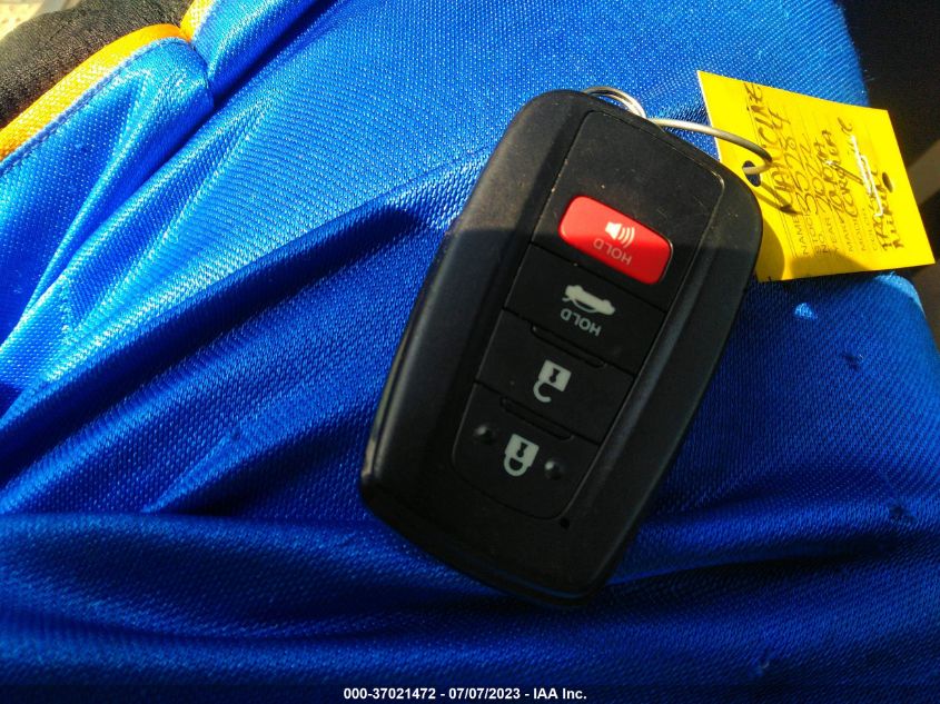 2022 TOYOTA COROLLA LE - JTDEAMDE3NJ047301