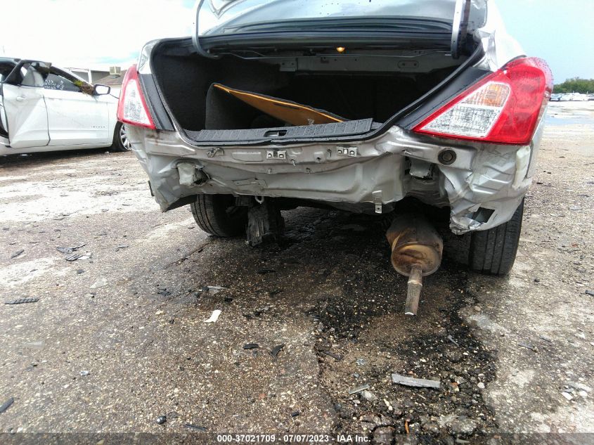 2017 NISSAN VERSA SEDAN SV - 3N1CN7AP6HK448107