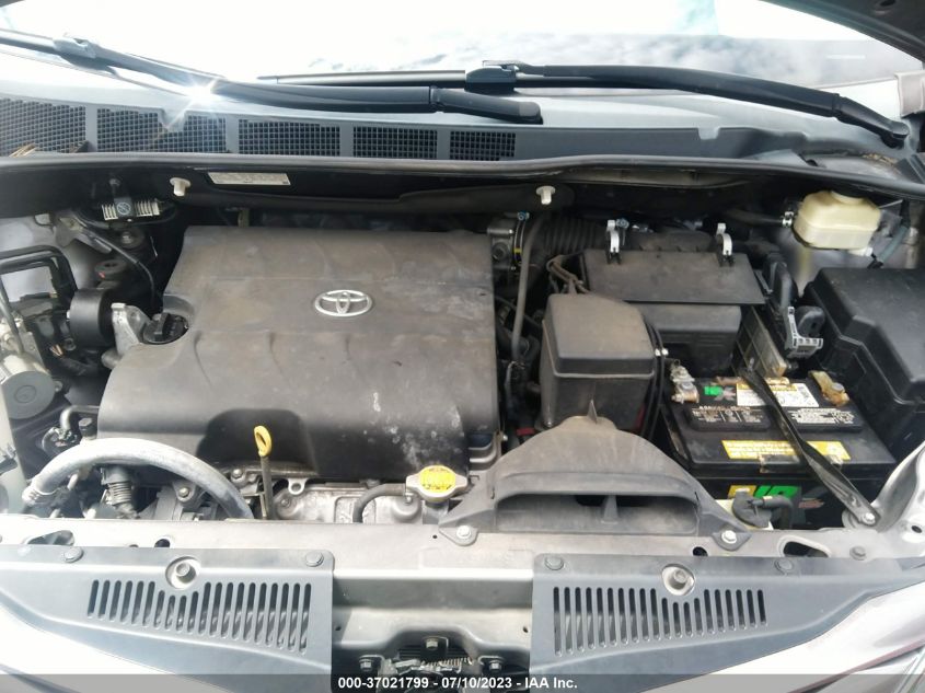 2015 TOYOTA SIENNA LE - 5TDKK3DC1FS690226