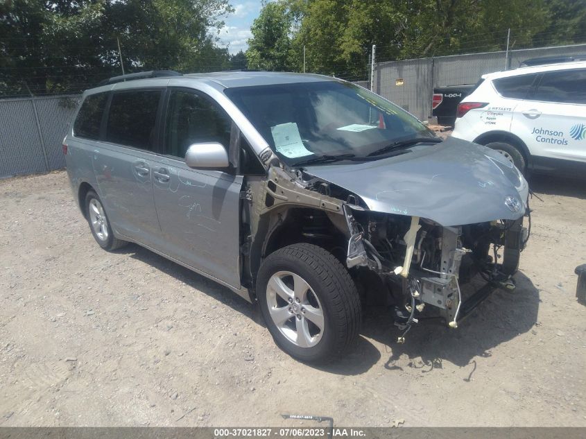 2015 TOYOTA SIENNA LE - 5TDKK3DC4FS531880