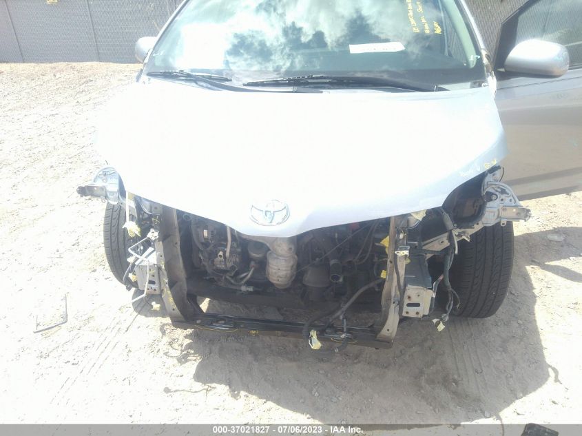 2015 TOYOTA SIENNA LE - 5TDKK3DC4FS531880