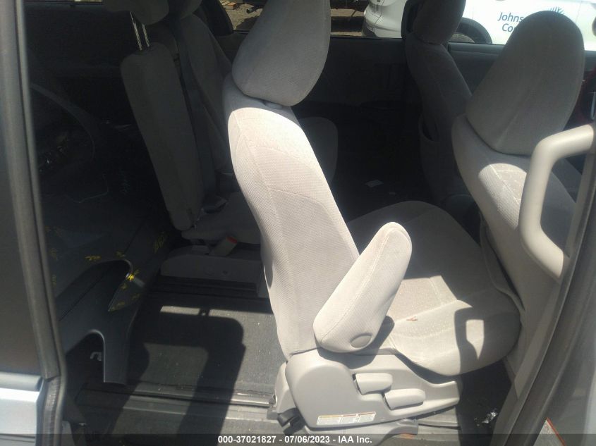 2015 TOYOTA SIENNA LE - 5TDKK3DC4FS531880