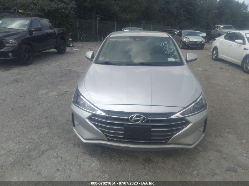 2019 HYUNDAI ELANTRA SE - 5NPD74LFXKH443573