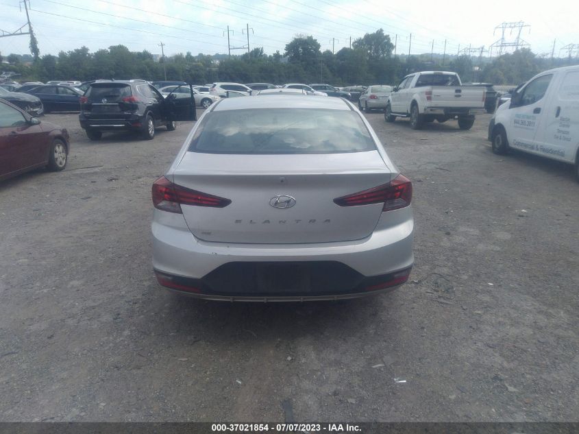 2019 HYUNDAI ELANTRA SE - 5NPD74LFXKH443573