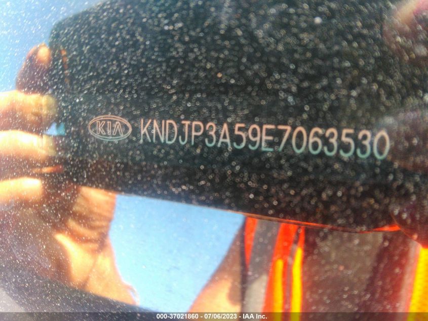 2014 KIA SOUL + - KNDJP3A59E7063530