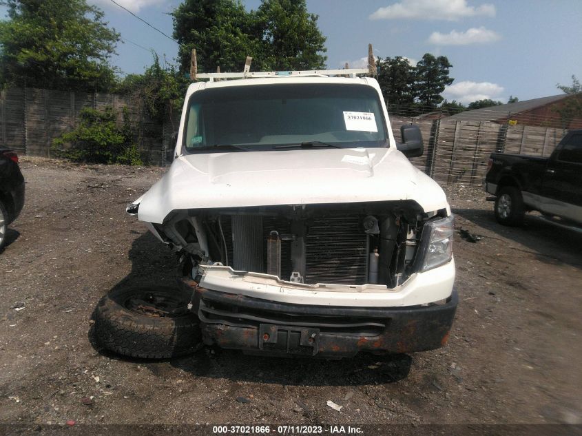 2014 NISSAN NV SV 1N6BF0KY3EN102698