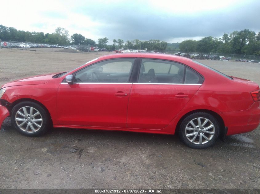 2014 VOLKSWAGEN JETTA SEDAN SE W/CONNECTIVITY - 3VWD17AJ8EM423764