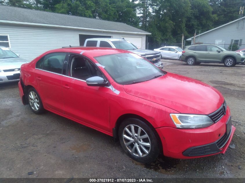 2014 VOLKSWAGEN JETTA SEDAN SE W/CONNECTIVITY - 3VWD17AJ8EM423764