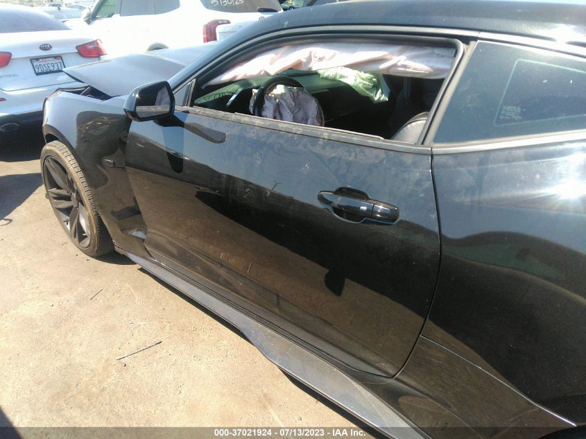2019 CHEVROLET CAMARO 1LT - 1G1FB1RX1K0113011