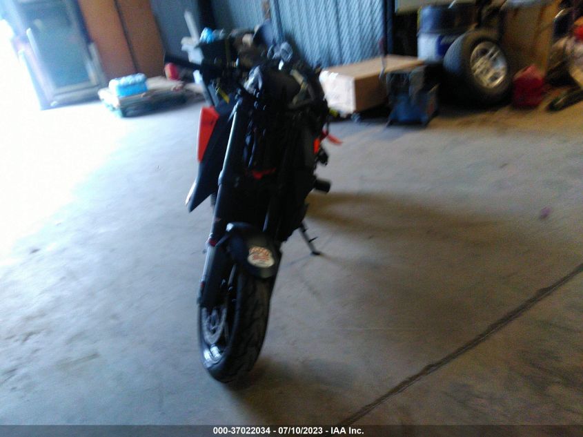 2020 KTM 1290 SUPER DUKE R VBKV39401LM924826