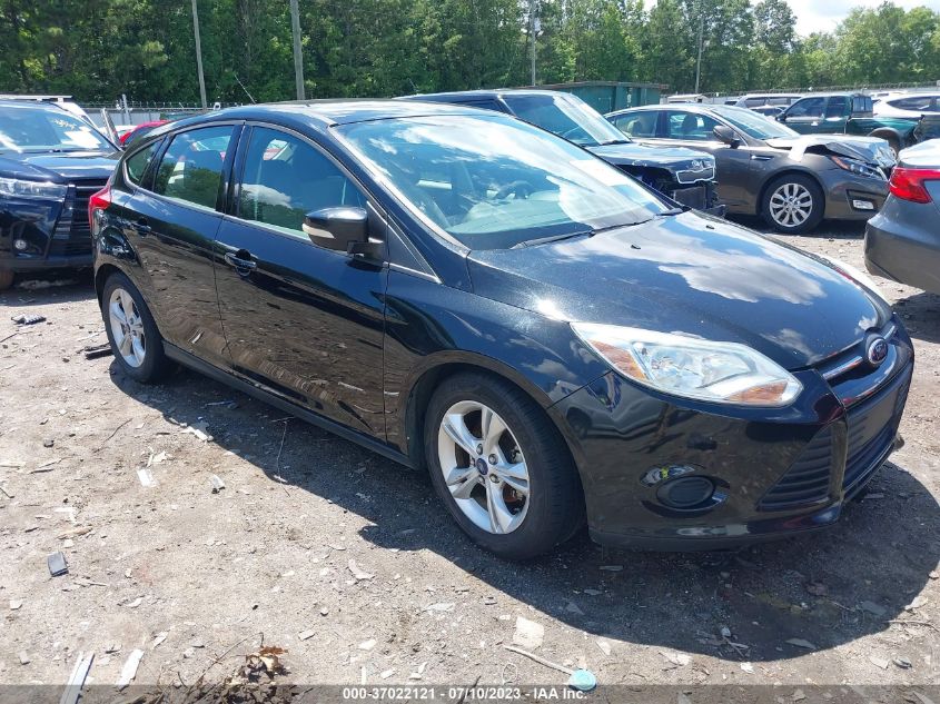 2014 FORD FOCUS SE - 1FADP3K22EL409884