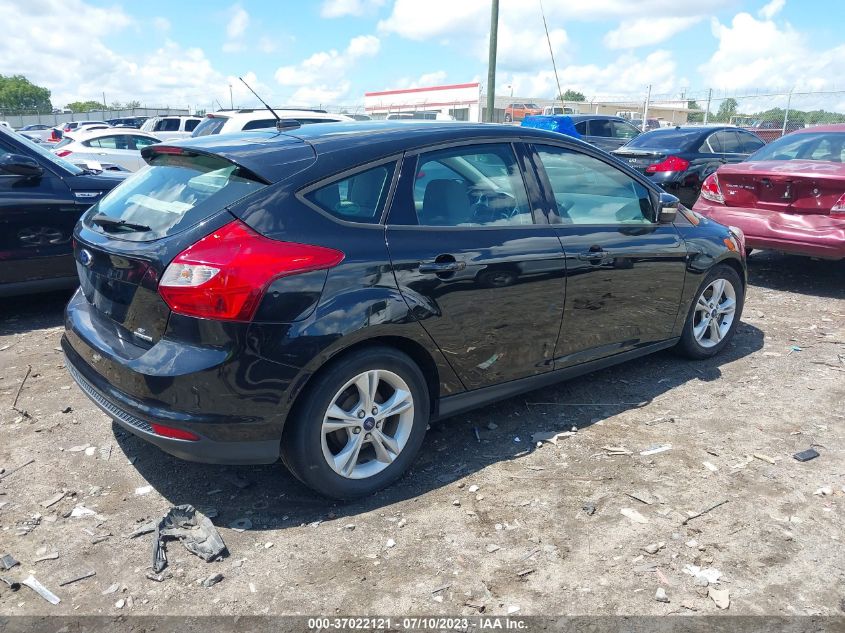 2014 FORD FOCUS SE - 1FADP3K22EL409884