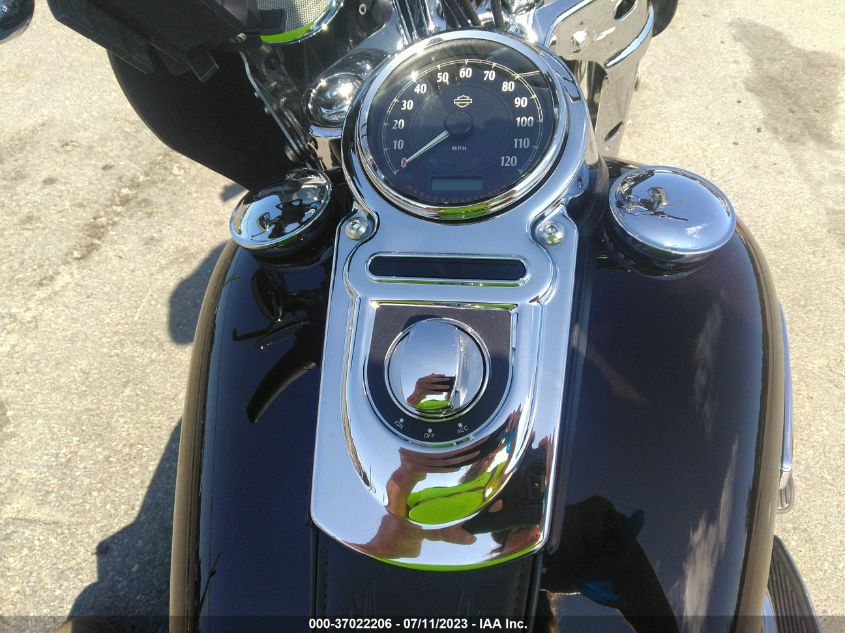 2014 HARLEY-DAVIDSON FLD SWITCHBACK 1HD1GZM10EC323699