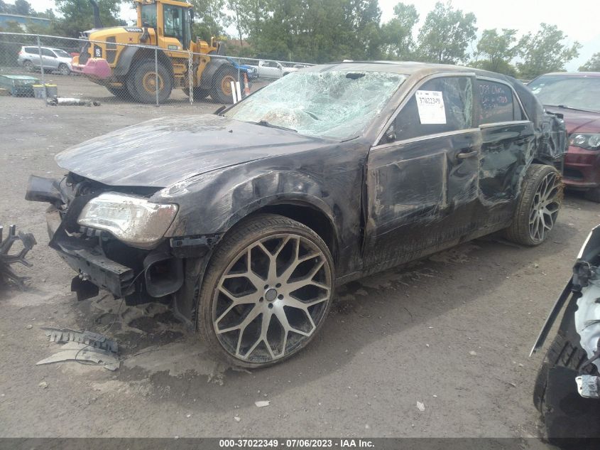 2013 CHRYSLER 300 - 2C3CCARG3DH529295